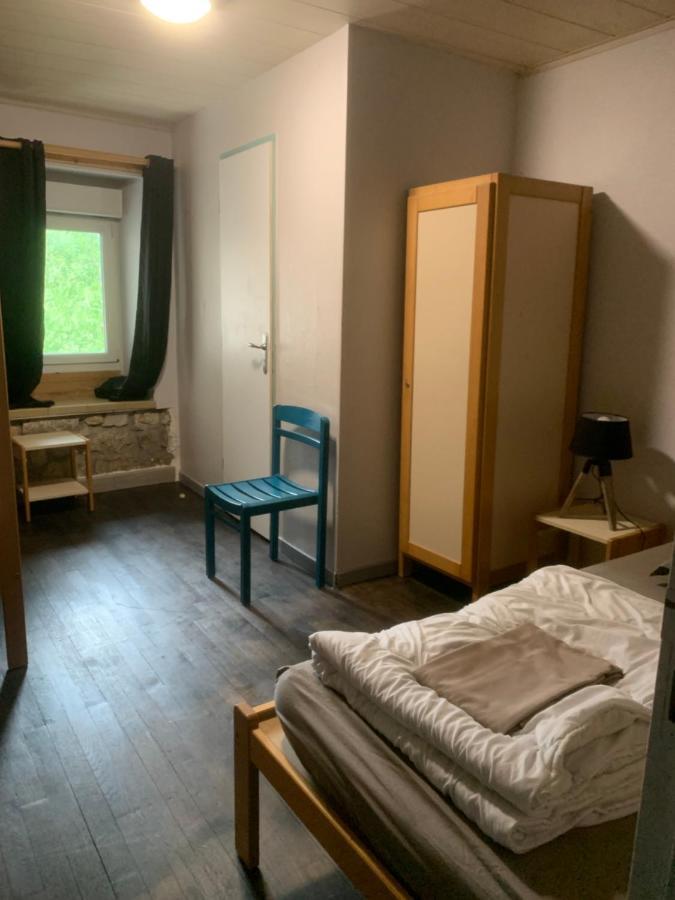 Chez Herve Le Chatelet La Chaux Neuve 外观 照片